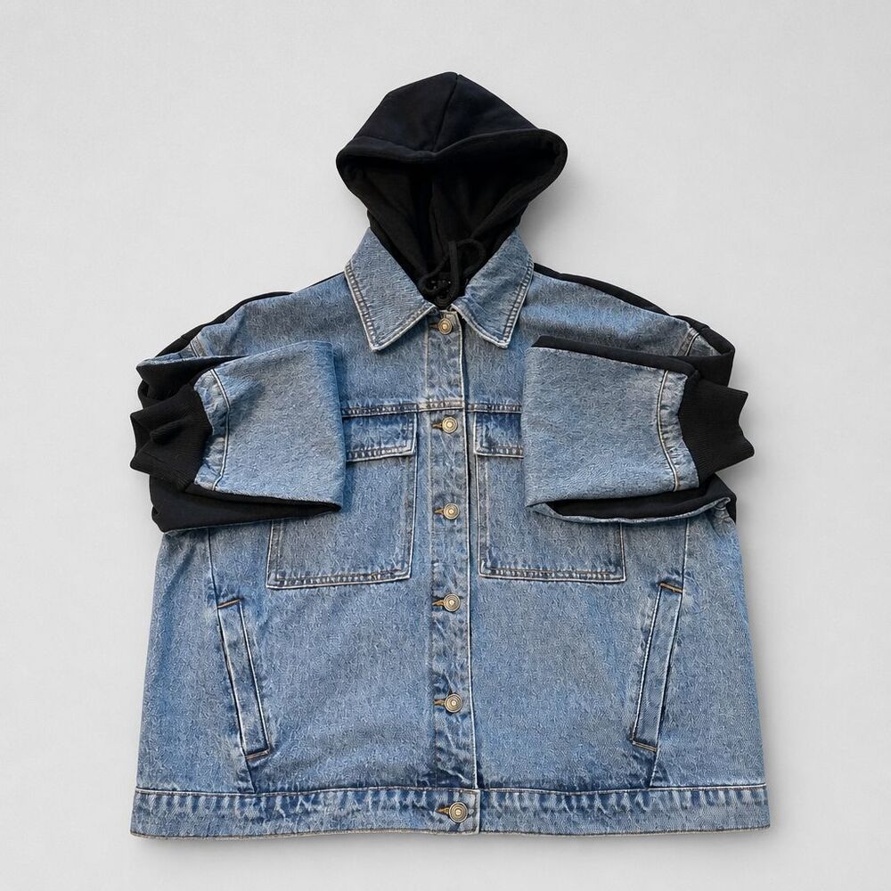 NWT KBB by Kahlana Target Medium Wash Denim Jacket Hoodie Unisex Streetwear L